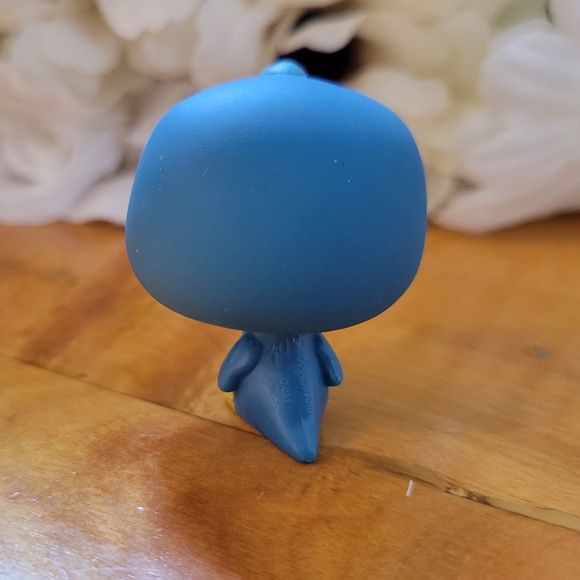 Littlest Pet Shop LPS #821 Penguin Bird Blue Green Eyes 2006 - Picture 3 of 12